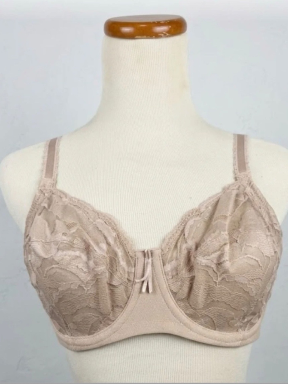 Wacoal 38C Top Tier Lace Underwire Bra 855223 Beige NWT